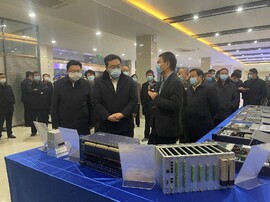 走进澳门银河网上赌场网站——泰州市领导带队观摩“三比一提升”项目建设